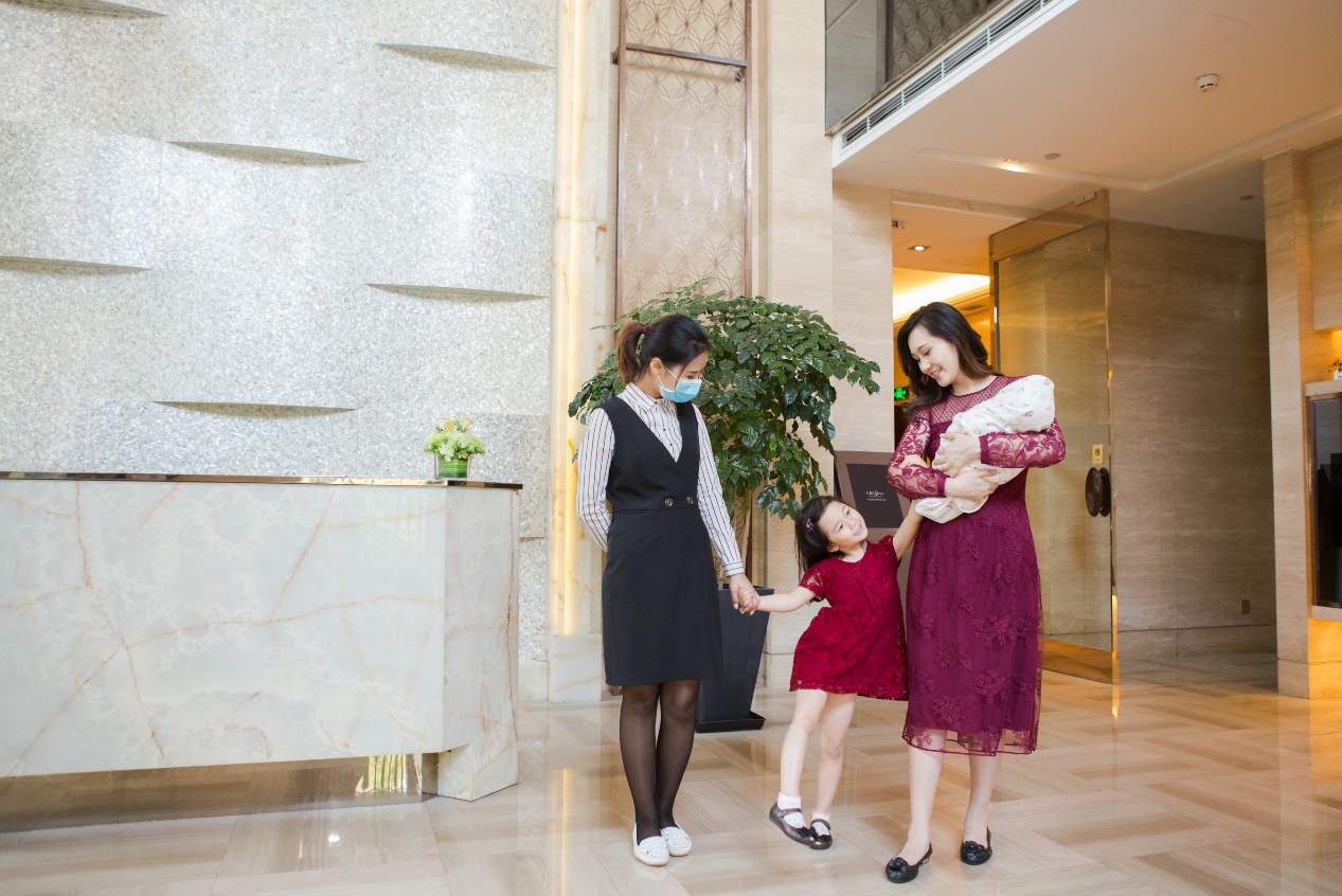 C:\Users\Administrator\Desktop\优宸国际通稿-4.28\服务 .jpg