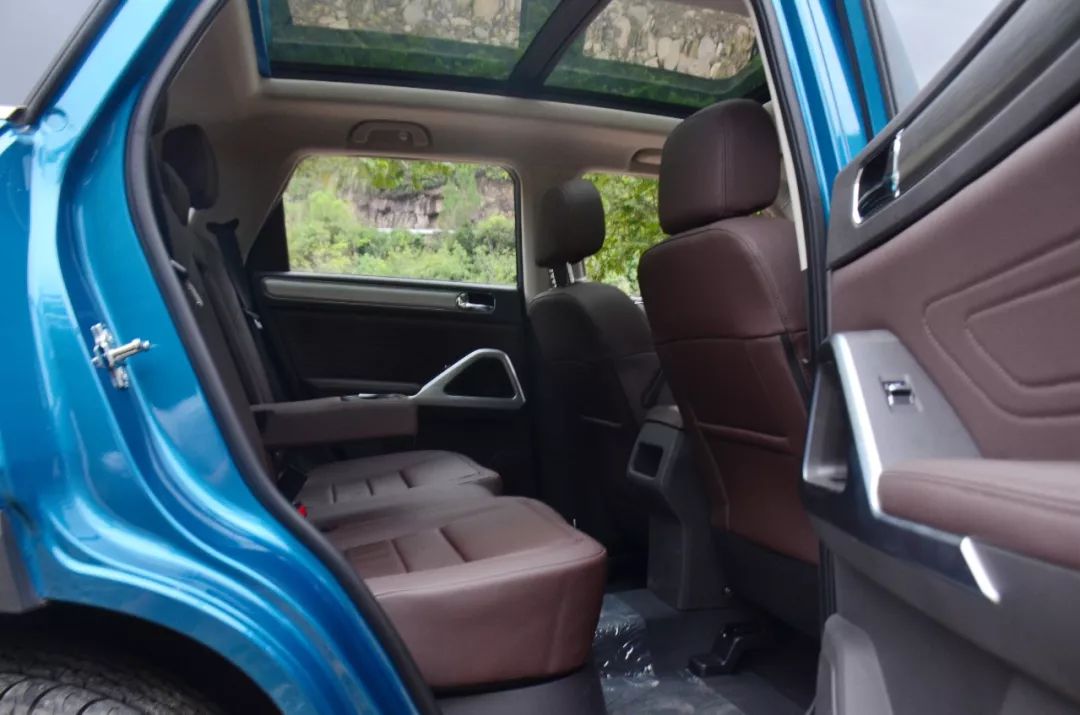 汽车头条 - 试驾北汽昌河Q7,空间大到我想装下