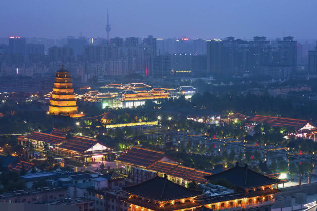 咸阳人口多_咸阳机场图片(2)