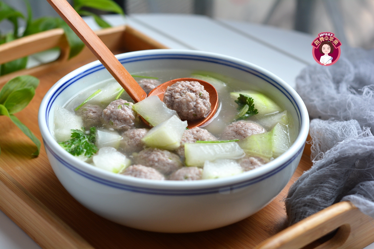 冬瓜羊肉丸子汤，清香开胃，老少皆宜