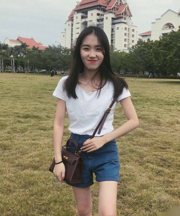厦门大学嘉庚视频吉他薛施施,爱好讲座、学院优秀作文初中校花钢琴图片
