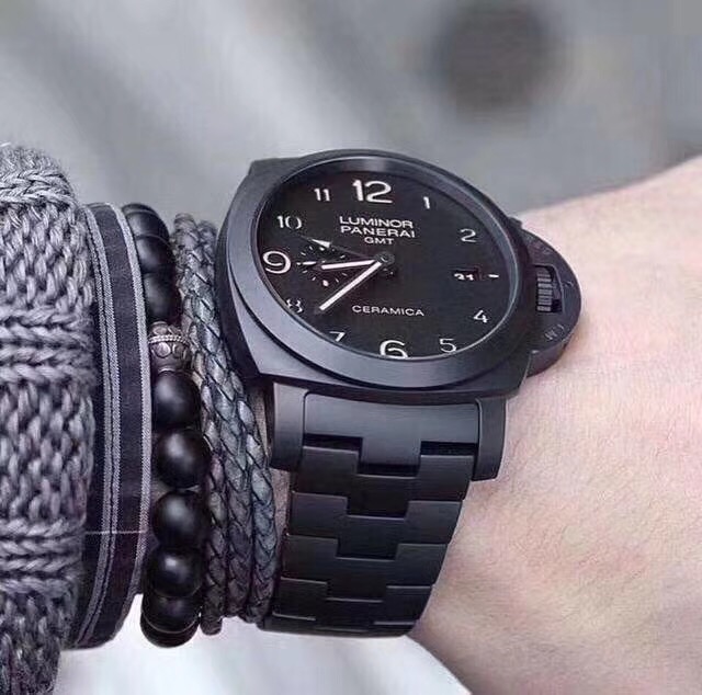 ET时光廊:手机看时间这么方便,戴表看时间还有