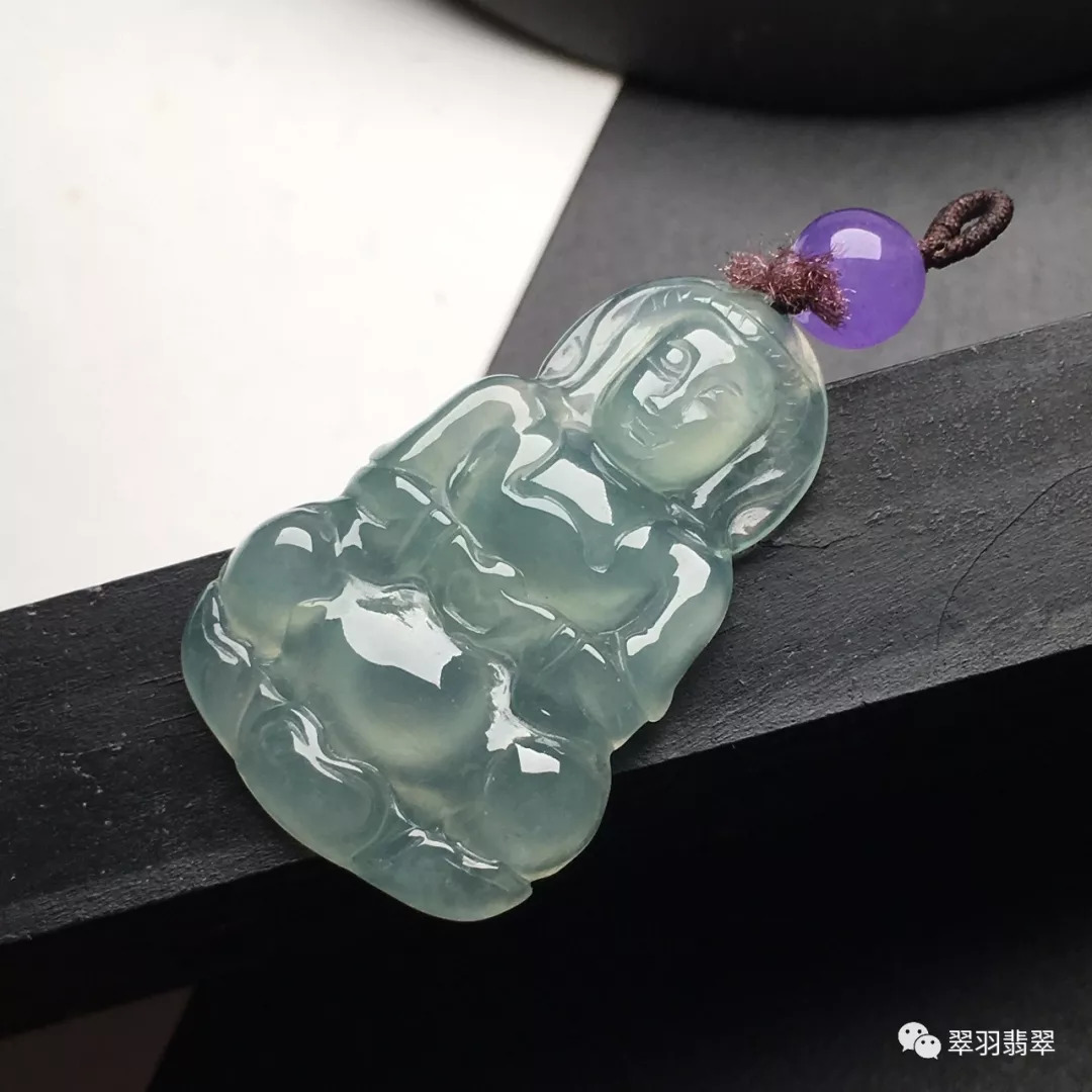 重达7.2吨的巨型翡翠观音落户武汉!