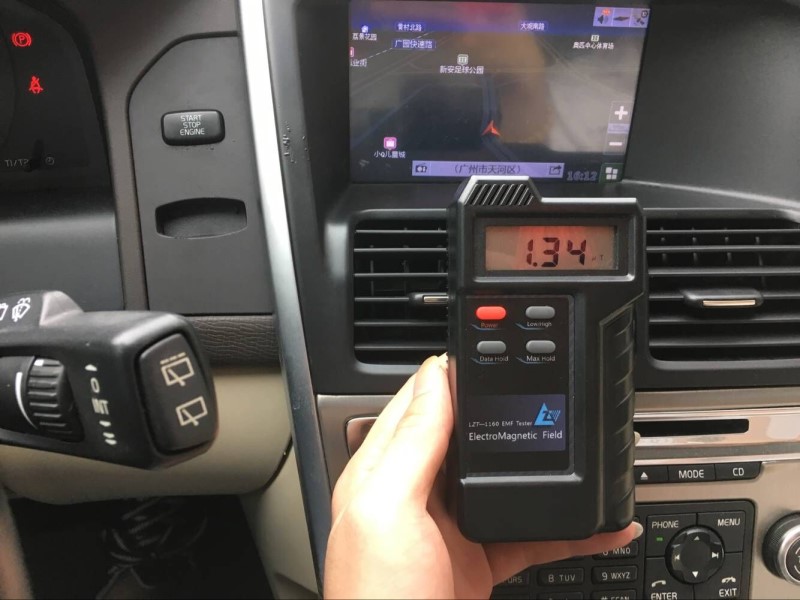 原来汽车也会产生辐射?车主直言担忧!专家回应