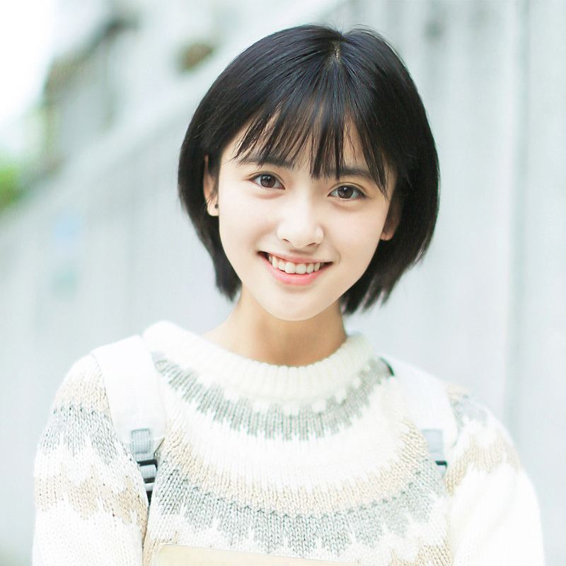 沈月笑容甜美出镜秀,齐耳短发彰显年轻风采!这绝不止1
