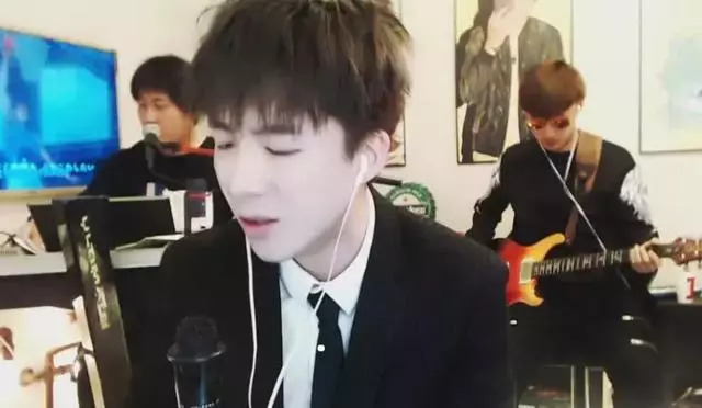 他凭什么可以坐拥抖音3000w+粉丝