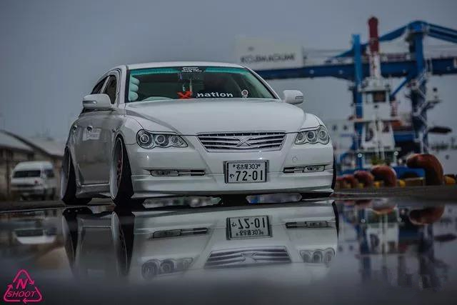 80����Ĵ��澭����ڼ׿ǳ�ͣ������ֽ����������Ҫ���泵����