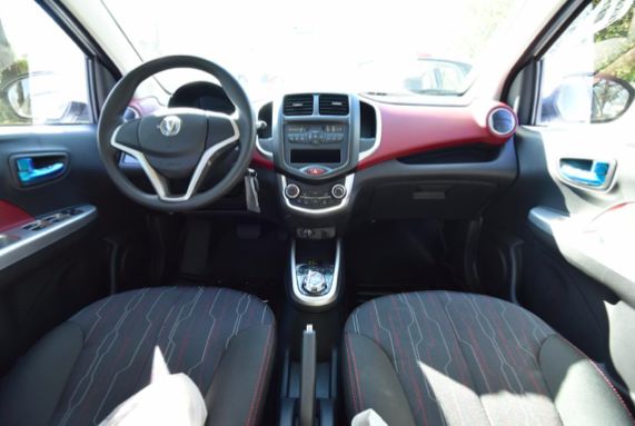 和平精英外挂工况续航301公里，长安奔奔EV360京津冀地区上市