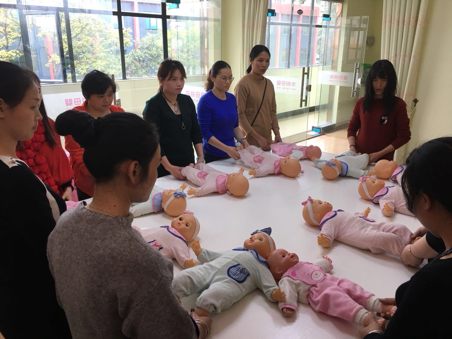 广州育婴师培训怎么收费