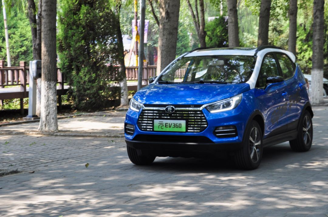 汽车头条 - 工况续航超300Km,售价10万以内,这