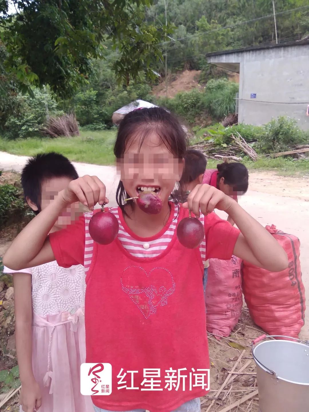 日本小学生整形泛滥！9岁女孩被妈妈逼做手术，网红5年级割双眼皮…_凤凰网