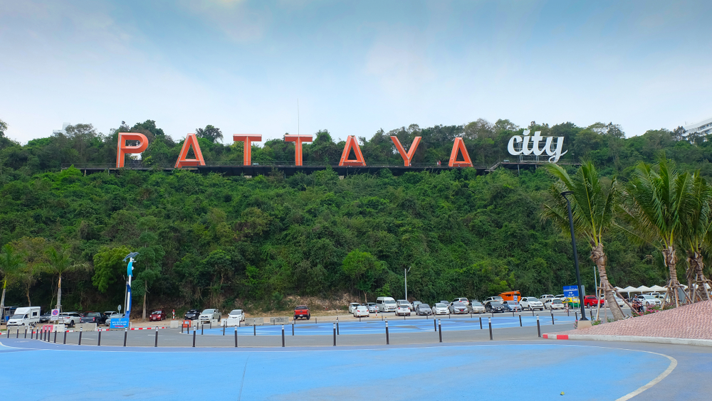 Macintosh HD:Users:ntwbee:Downloads:pr10:Redbull 2.jpg