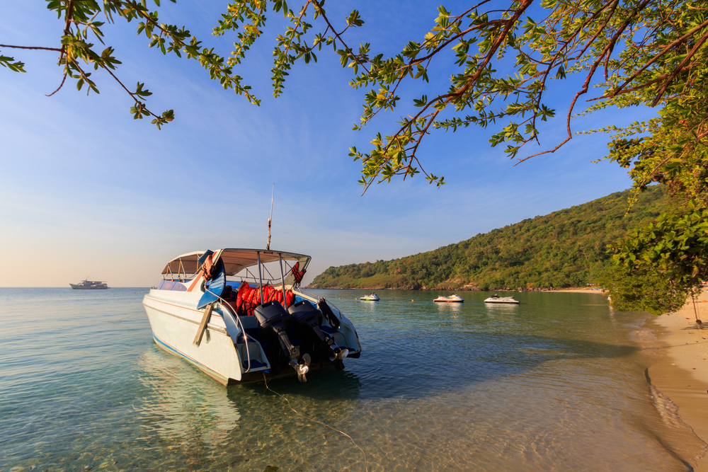 Macintosh HD:Users:ntwbee:Downloads:pr10:Redbull11.jpg