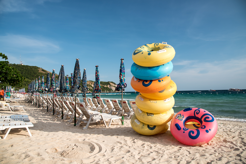 Macintosh HD:Users:ntwbee:Downloads:pr10:Redbull16.jpg