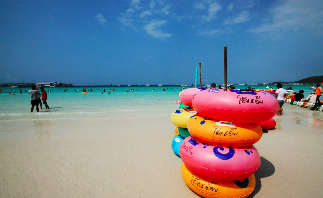 Macintosh HD:Users:ntwbee:Downloads:pr10:Redbull20.png