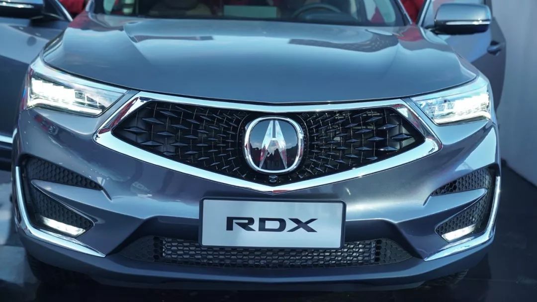 讴歌全新RDX上市参战,2.0T配10AT,售价仅32