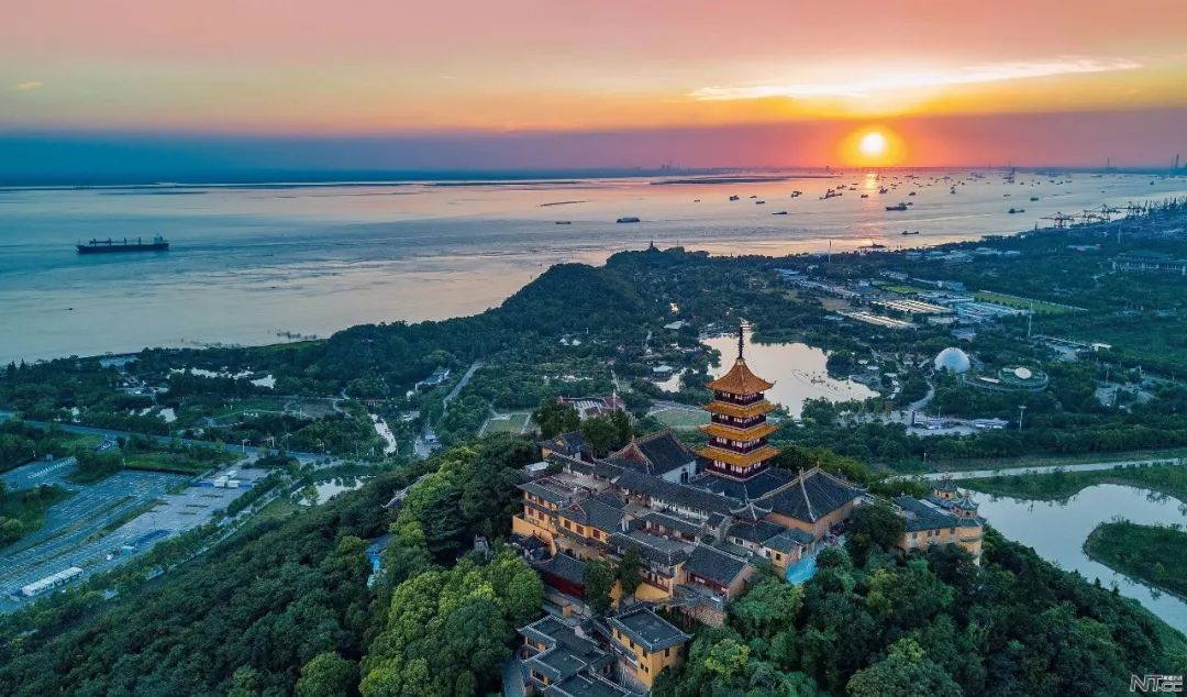 日出狼山,追江赶海