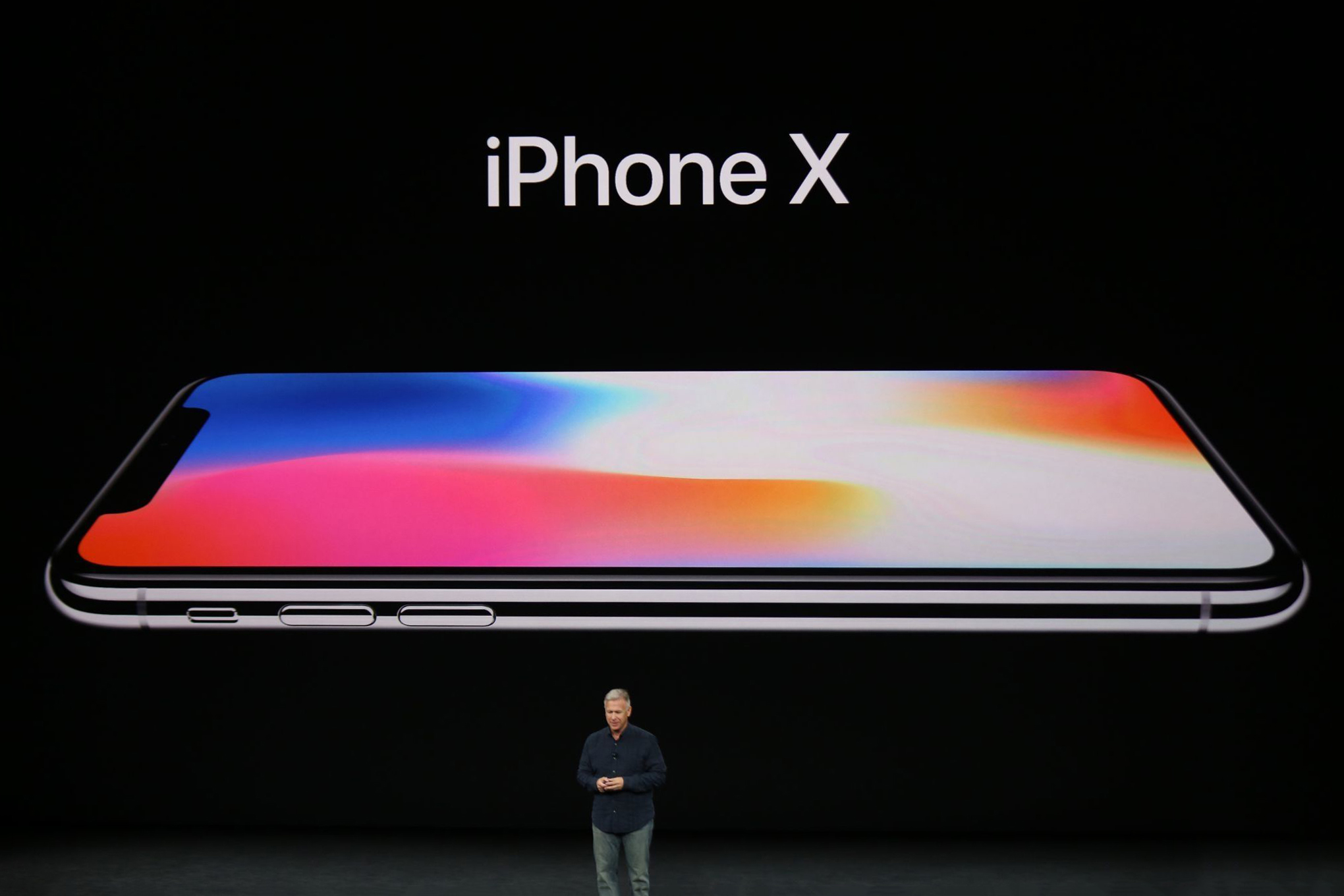 库克玩脱了新iPhone 卖不动，苹果或重启iPhone X量产计划