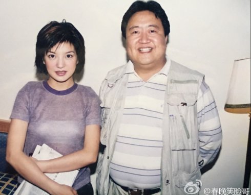 2019春晚观众席不见“笑脸哥”，原来他左腿患风湿病在家休养