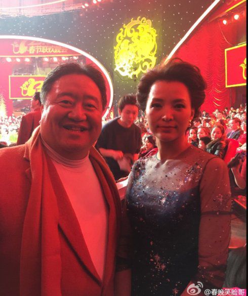 2019春晚观众席不见“笑脸哥”，原来他左腿患风湿病在家休养