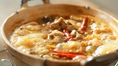 信不信？这道红烧羊肉煲，香气飘了一千公里
