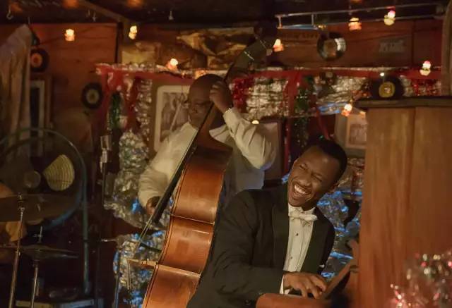 学会就能拿奖,《绿皮书》人物可爱性分析(第1