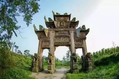 天府新区向南又一条主干道即将全线通车…