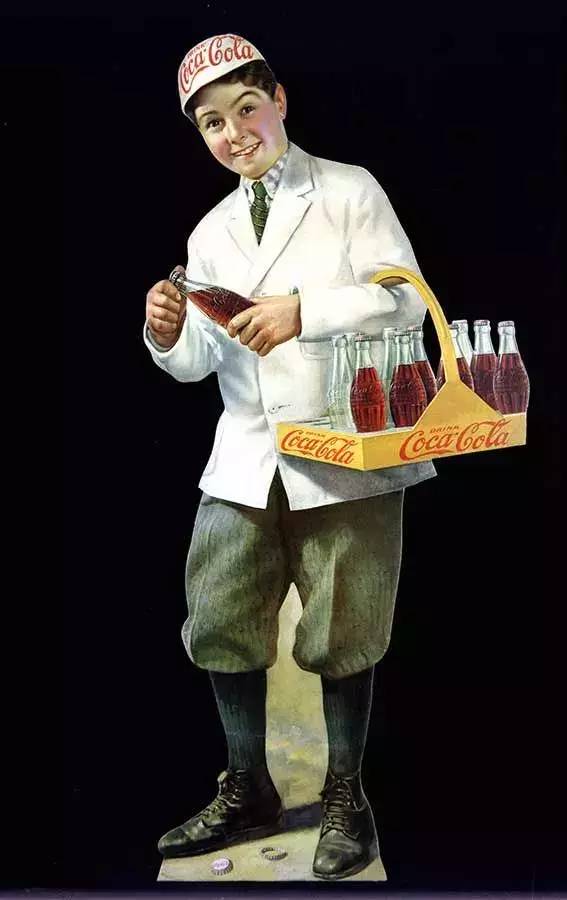 一个玻璃瓶，是如何帮助可口可乐名利双收的？