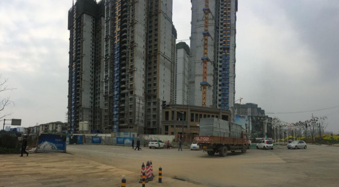 北湖，房价在2万边上磨皮擦痒