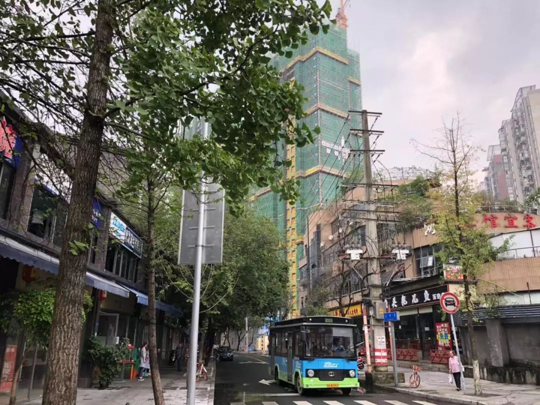 都说市区房源走俏，一环边这个盘为何开盘只售出40套？