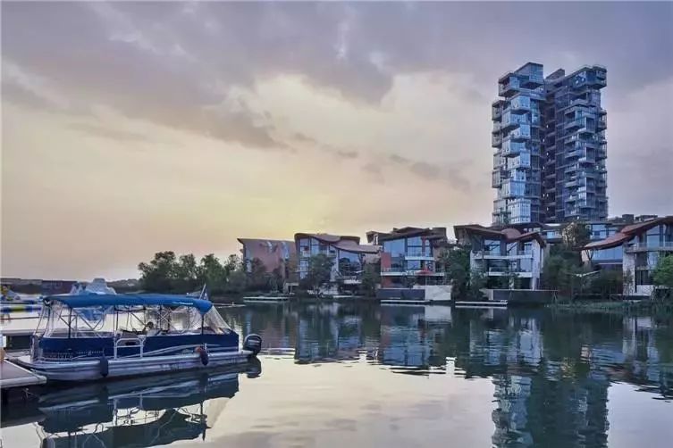 3200万一套！看来是我误解了“刚需”的定义......