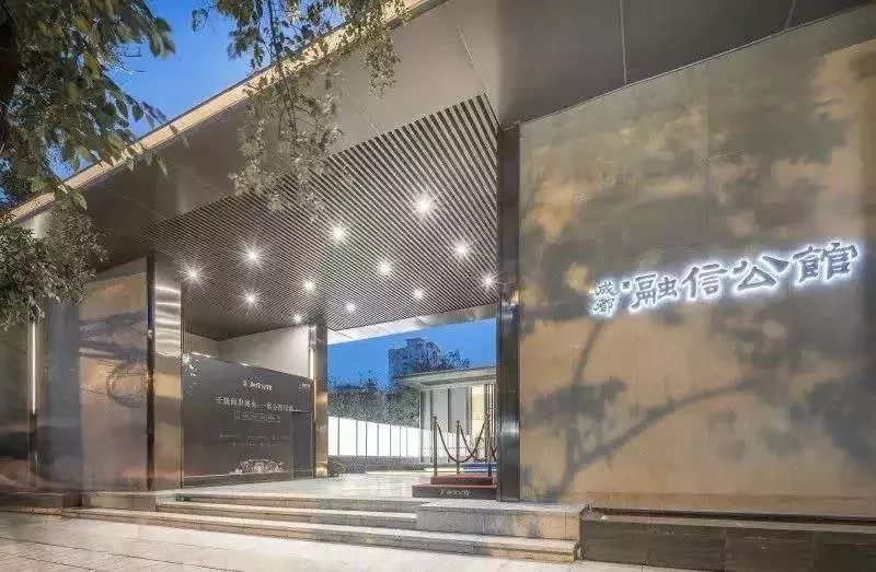 3200万一套！看来是我误解了“刚需”的定义......