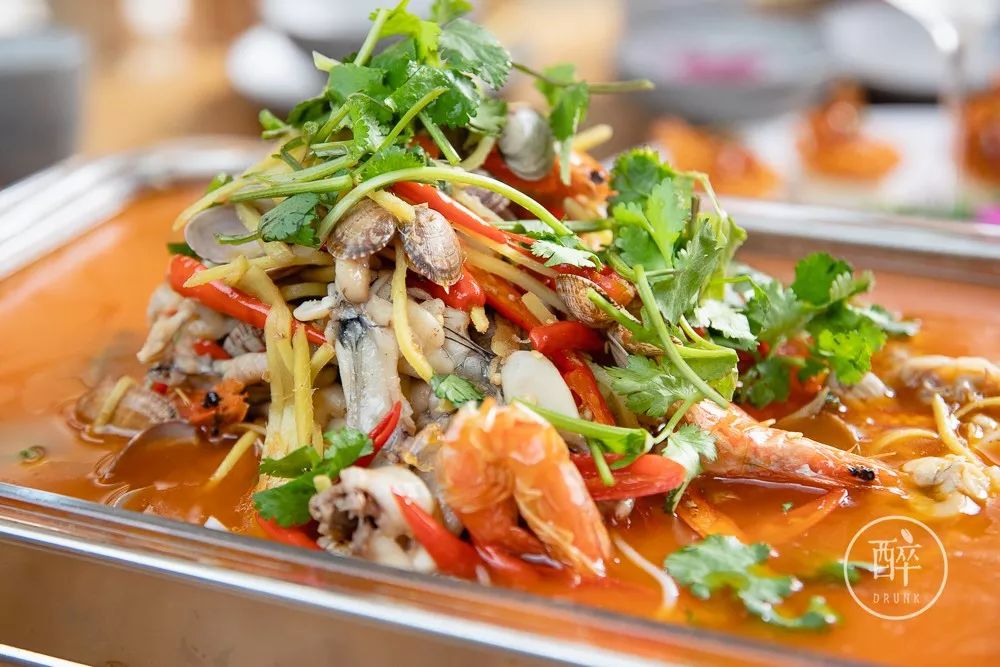 太古里旁边即将拆迁的老街，藏着一家爆炒川味