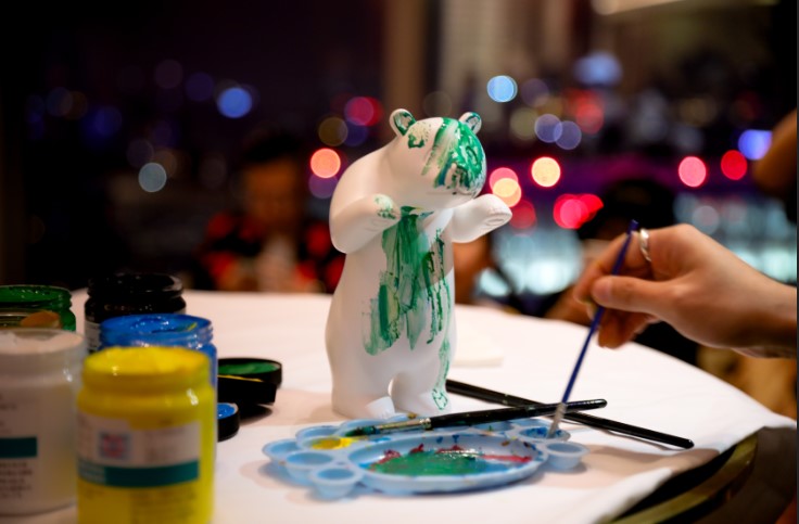 #地球一小时# 成都华尔道夫酒店携手天府熊猫助力环保节能公益活动