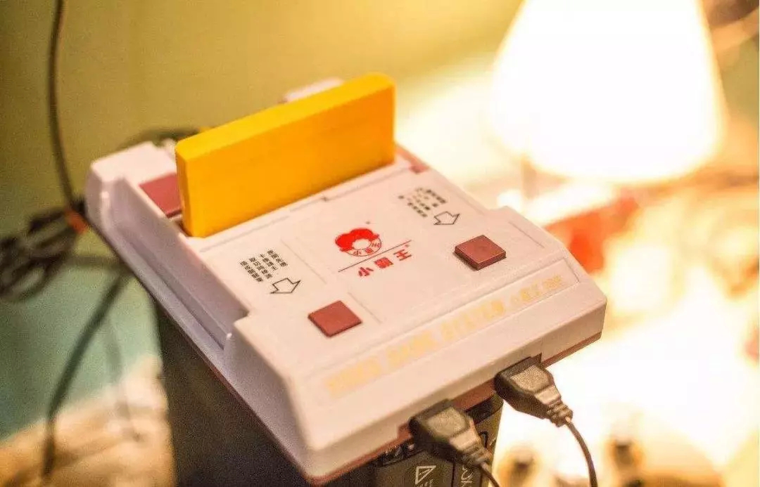 小霸王30年变形记：山寨起家，败给自己