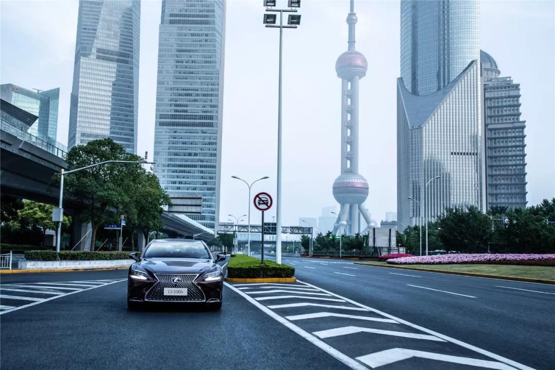 对豪华的理解，试驾雷克萨斯LS 500h