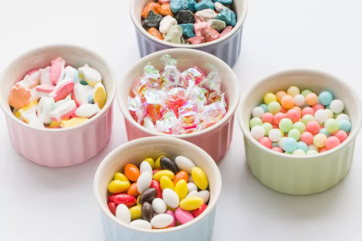 听说吃糖会加速癌细胞生长，肿瘤患者要戒糖吗？