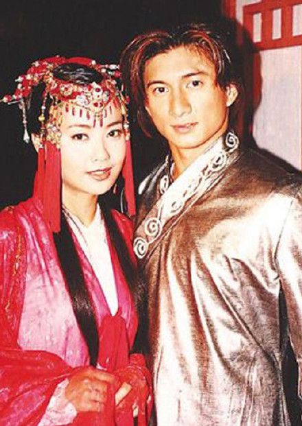 宋仲基宋慧乔离婚！扒扒荧屏CP变夫妻，终究离婚的六对明星