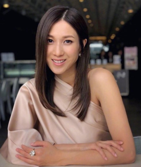 宋祖儿凭《九州》走红，跟她同名的女星，一位成天后一位退隐