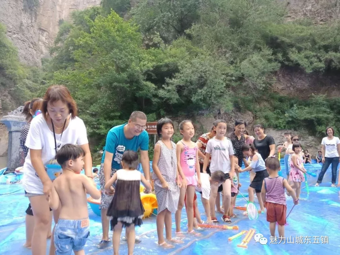 巩义市慈云寺泼水节狂欢盛夏来袭！一人买票全家游啦