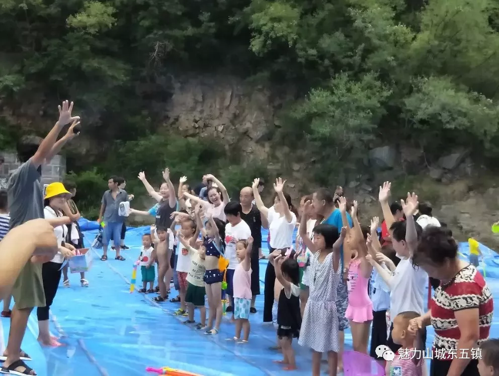 巩义市慈云寺泼水节狂欢盛夏来袭！一人买票全家游啦