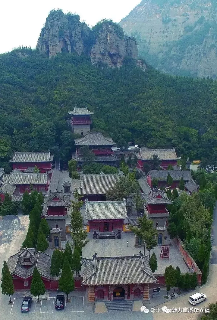 巩义市慈云寺泼水节狂欢盛夏来袭！一人买票全家游啦