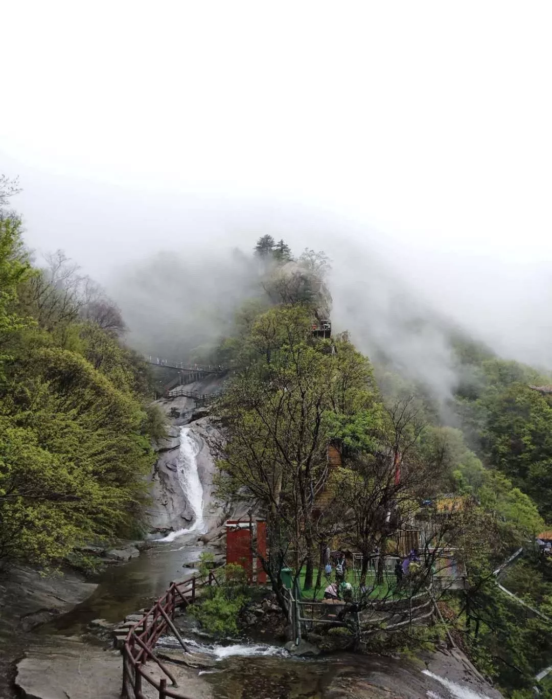 享太平盛世·庆70华诞丨8月10日木札岭首届广场舞大赛，邀您免费参与，开始报名…