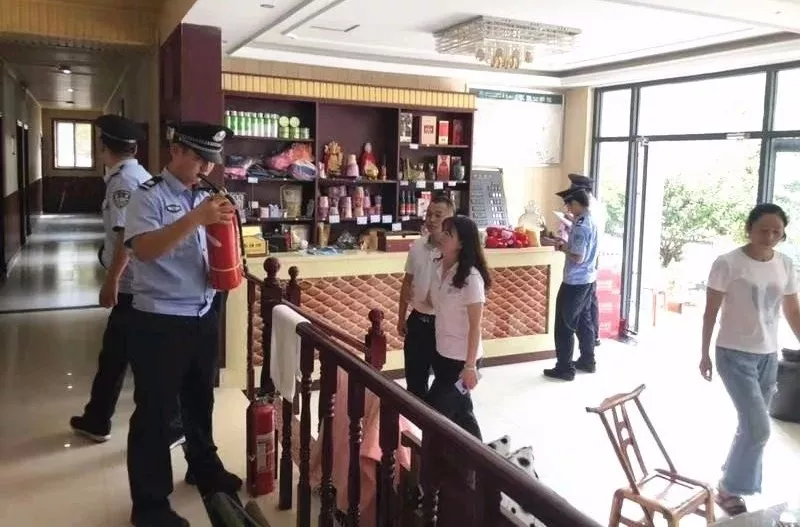 福利｜明天起高速免费，老君山准备就绪，就等你来！