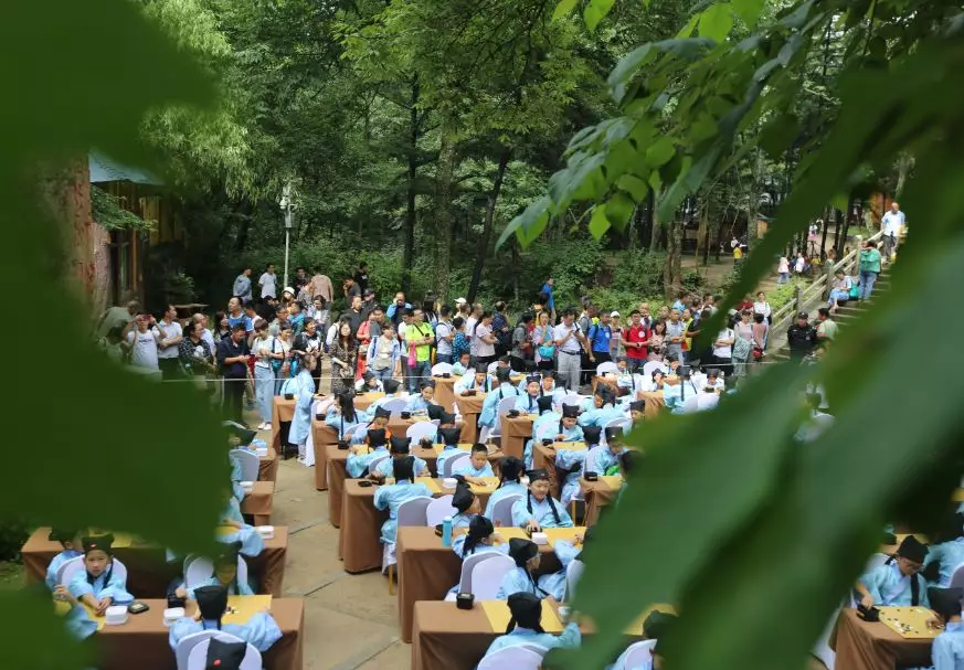 传承|世界冠军指导围棋小棋手