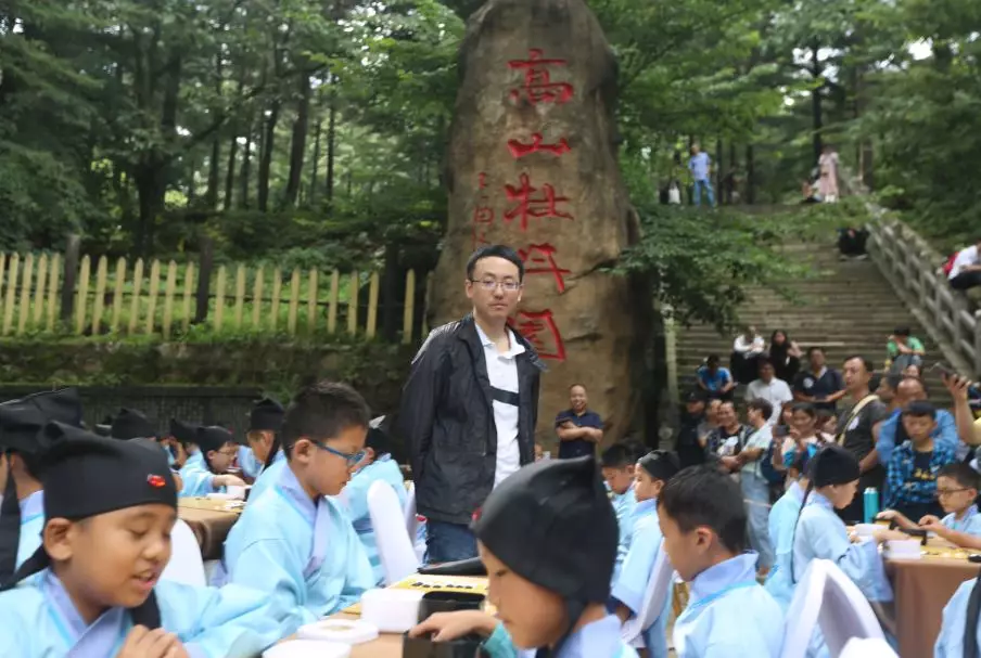 传承|世界冠军指导围棋小棋手