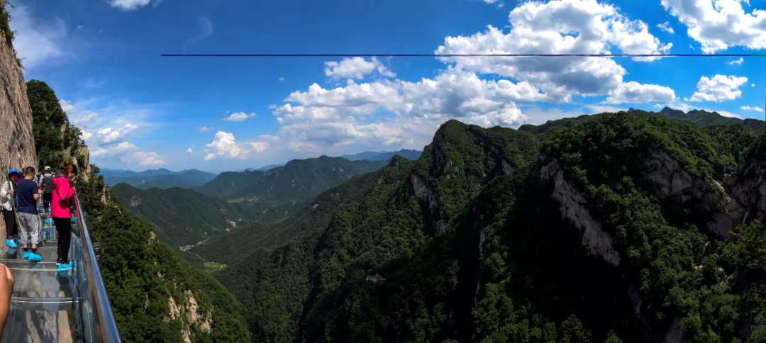 万人来到白云山，避雨又避暑，爽爆了！