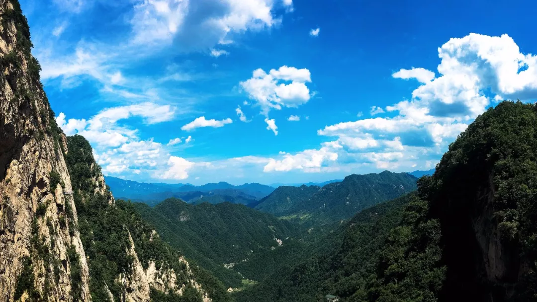 万人来到白云山，避雨又避暑，爽爆了！