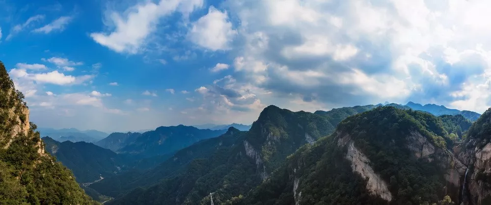 万人来到白云山，避雨又避暑，爽爆了！