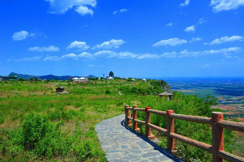 雷霆出击，全力提升——云梦山景区提质升级纪实（一）游客中心变形记